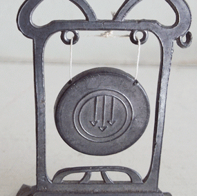 Antique F.W.Gerlach Art Nouveau Gong (missing beater) @ £21.00