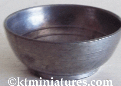 c1920s/30s German Decorative Metal Fruit Bowl @ £13.50