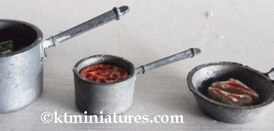 Vintage Dol-Toi Set Of Two Saucepans & Frying Pan Of Food @ £13.50