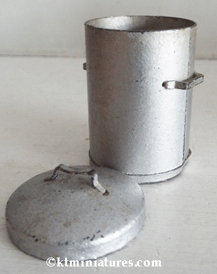 Vintage Barton Metal Dustbin @ £4.00SOLD