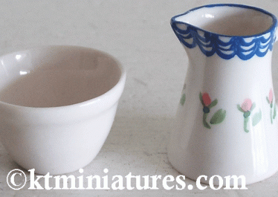 Pre-loved Avon Miniatures Porcelain Jug & Pudding Bowl SOLD